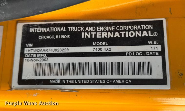 image for item DO2308 2004 International 7400 dump truck