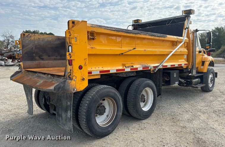 image for item DO2309 2010 International 7500 dump truck