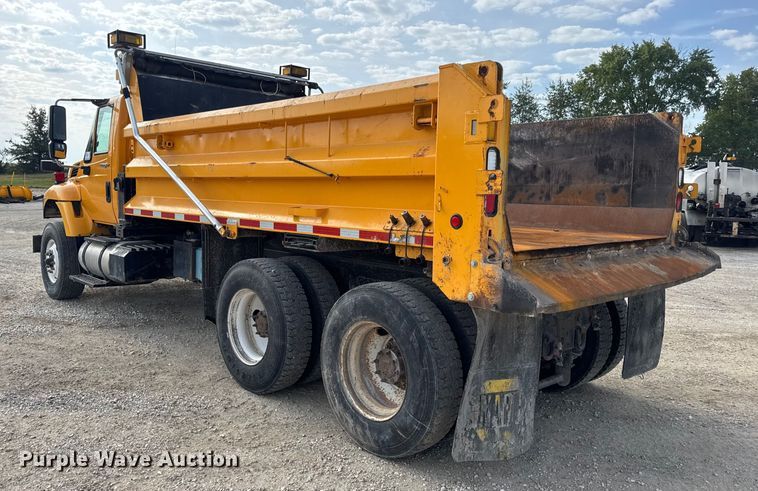 image for item DO2309 2010 International 7500 dump truck