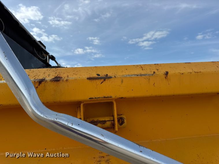 image for item DO2309 2010 International 7500 dump truck