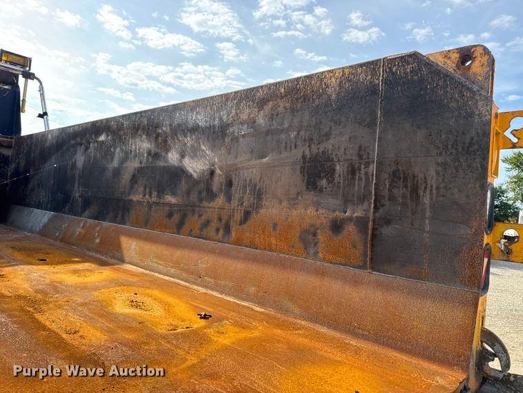 image for item DO2309 2010 International 7500 dump truck