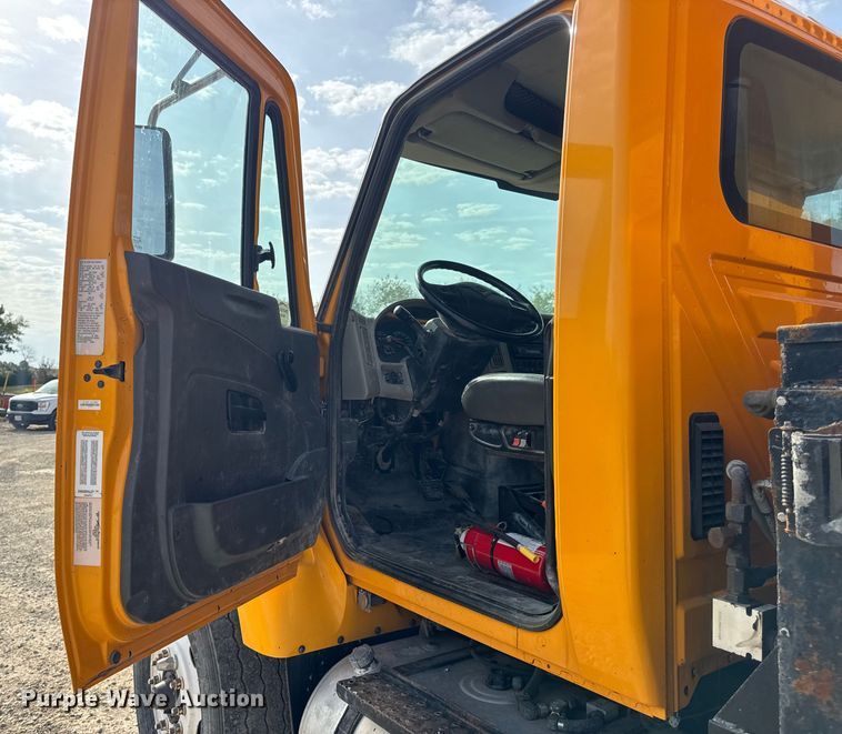 image for item DO2309 2010 International 7500 dump truck