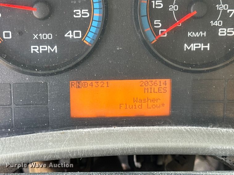 image for item DO2309 2010 International 7500 dump truck