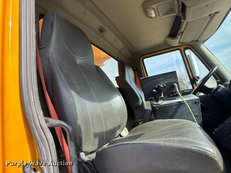 image for item DO2309 2010 International 7500 dump truck