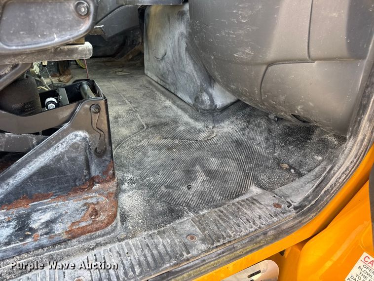 image for item DO2309 2010 International 7500 dump truck