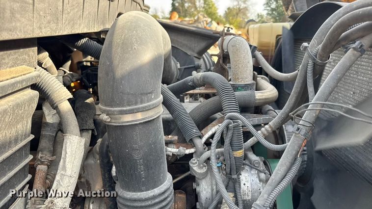 image for item DO2309 2010 International 7500 dump truck