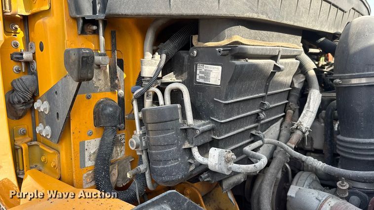 image for item DO2309 2010 International 7500 dump truck