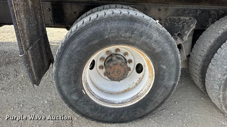 image for item DO2309 2010 International 7500 dump truck