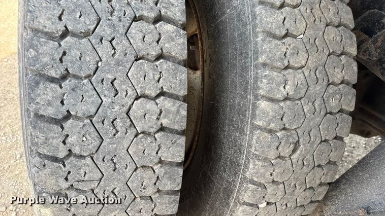 image for item DO2309 2010 International 7500 dump truck