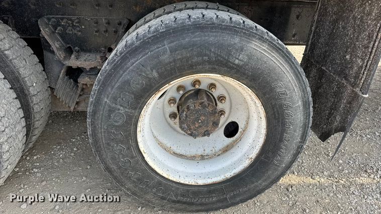 image for item DO2309 2010 International 7500 dump truck