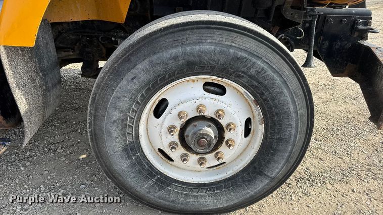 image for item DO2309 2010 International 7500 dump truck