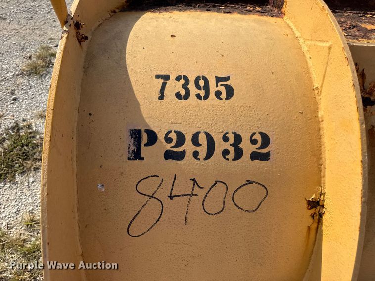 image for item DO2309 2010 International 7500 dump truck