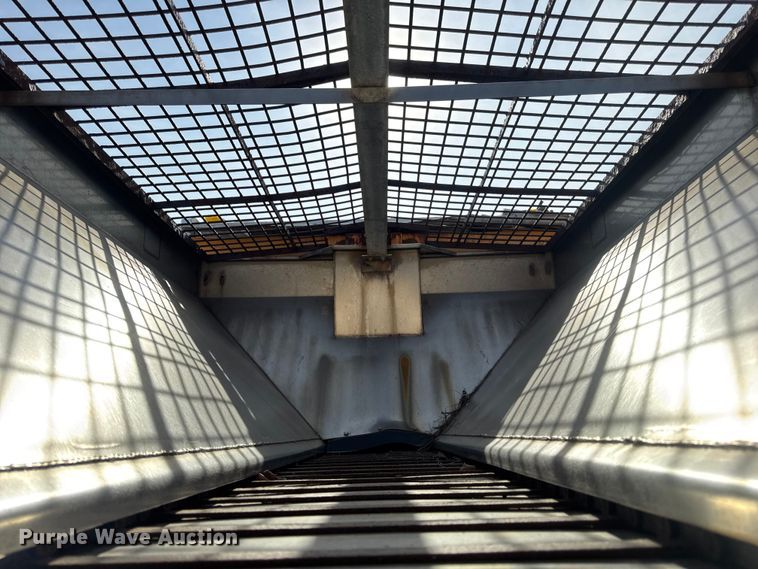 image for item DO2310 2006 International 7400 dump truck