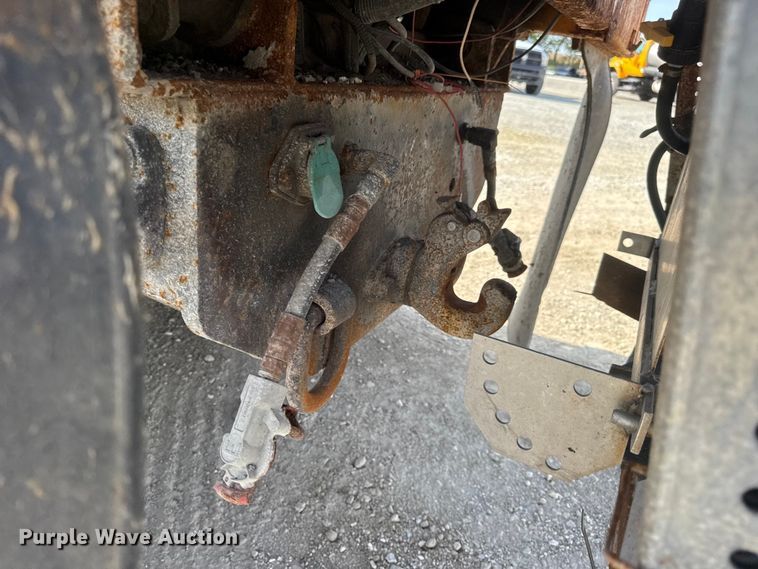 image for item DO2310 2006 International 7400 dump truck