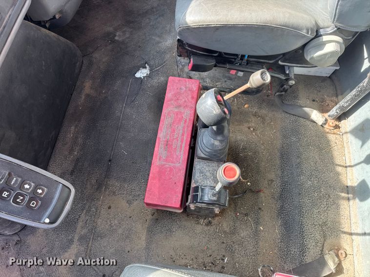 image for item DO2310 2006 International 7400 dump truck