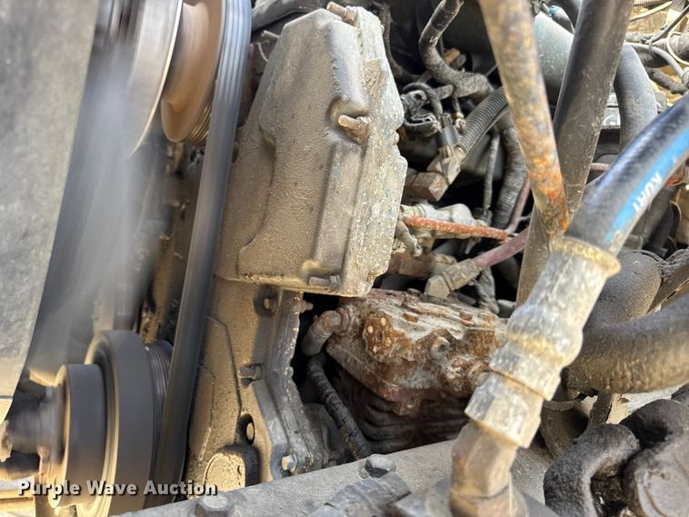 image for item DO2310 2006 International 7400 dump truck