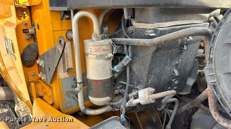 image for item DO2310 2006 International 7400 dump truck