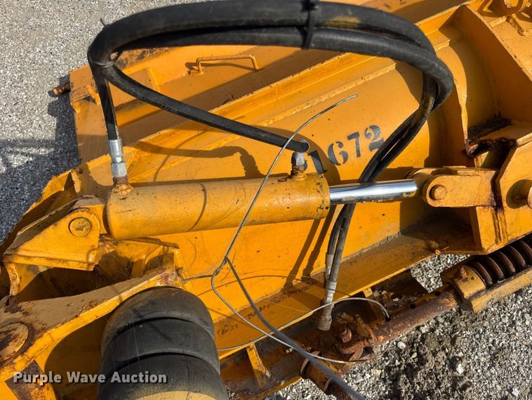 image for item DO2310 2006 International 7400 dump truck