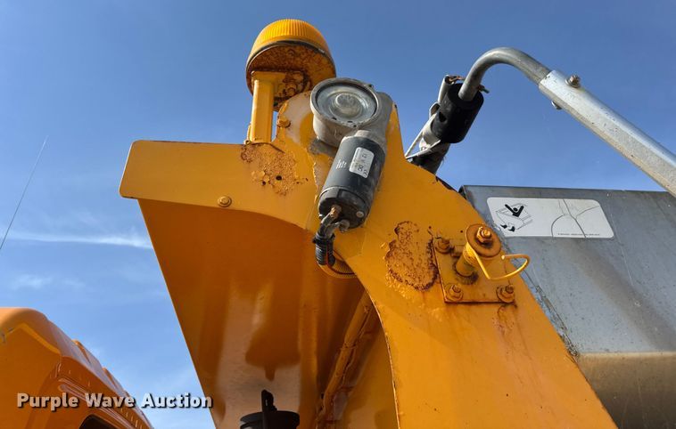 image for item DO2311 2009 International 7500 dump truck