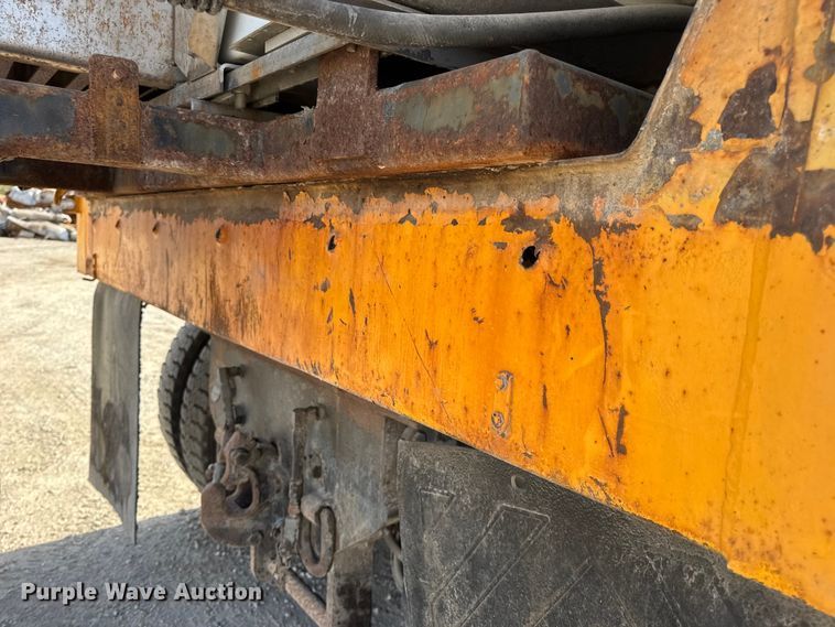 image for item DO2311 2009 International 7500 dump truck