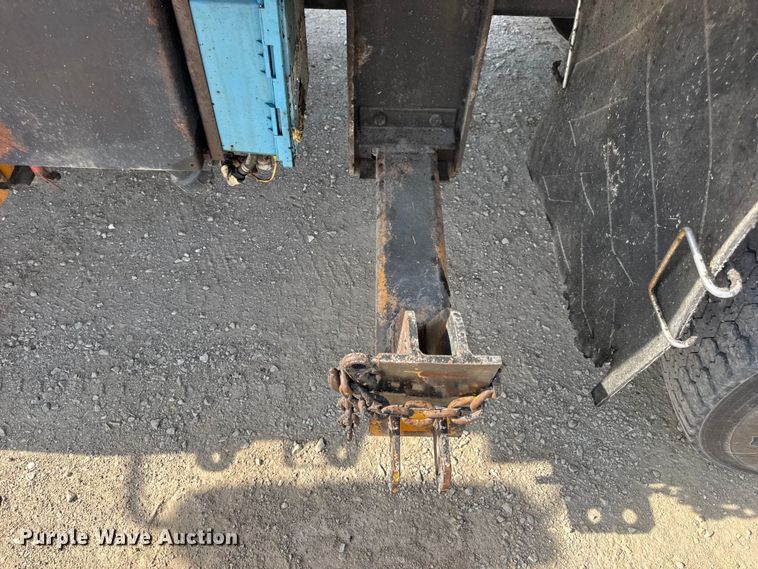 image for item DO2311 2009 International 7500 dump truck