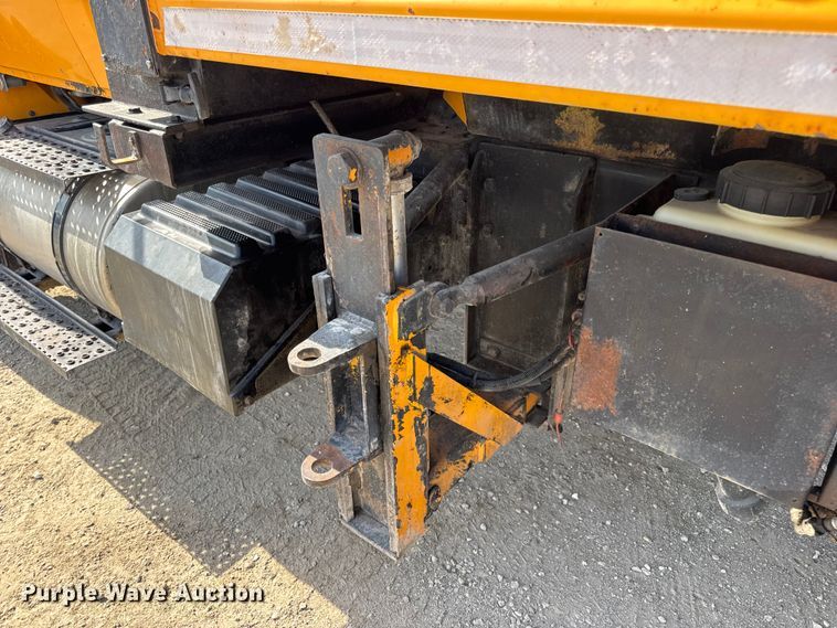 image for item DO2311 2009 International 7500 dump truck