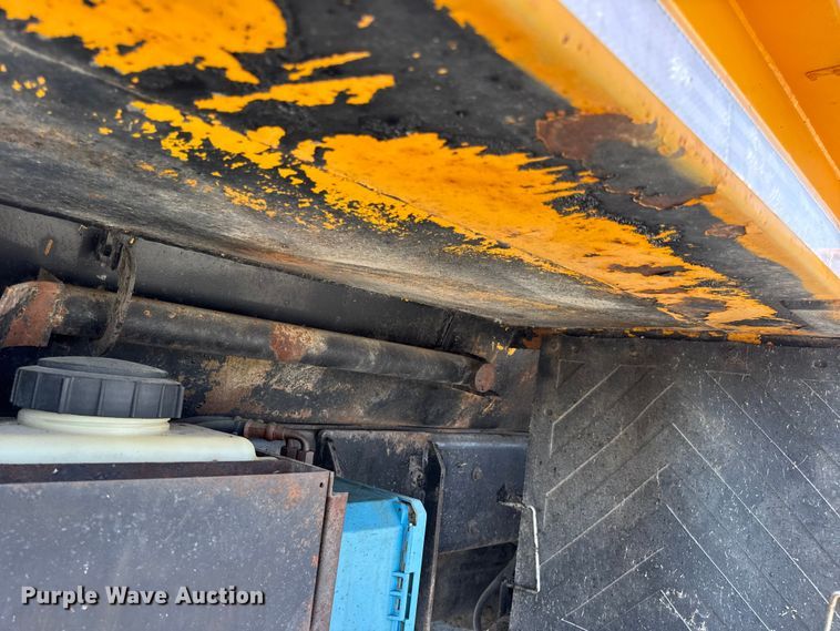 image for item DO2311 2009 International 7500 dump truck