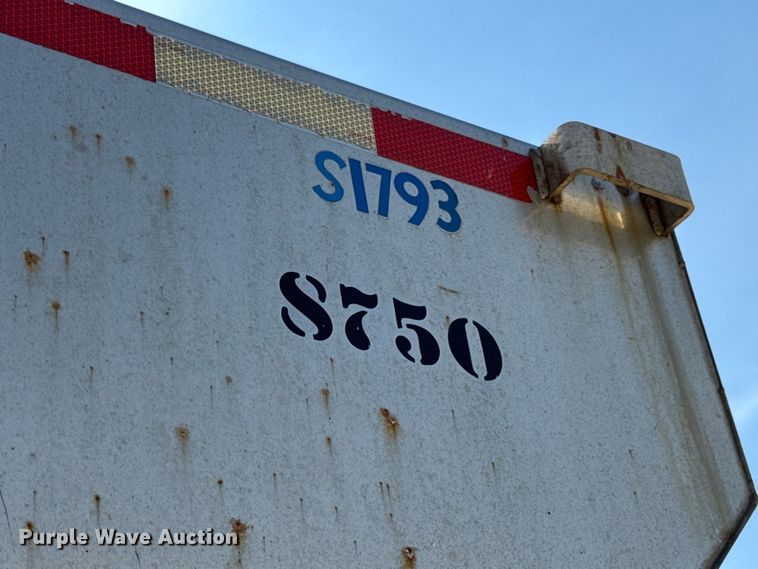 image for item DO2311 2009 International 7500 dump truck