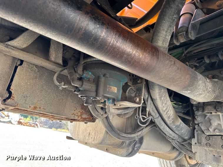 image for item DO2311 2009 International 7500 dump truck