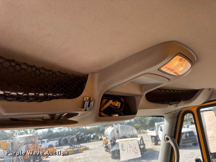 image for item DO2311 2009 International 7500 dump truck