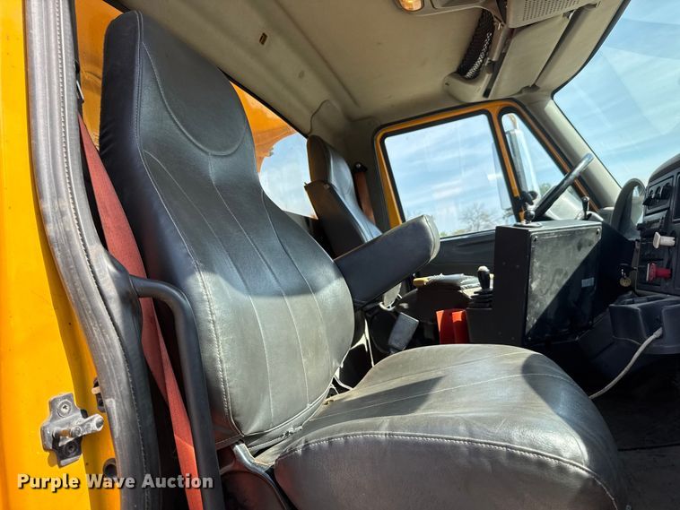 image for item DO2311 2009 International 7500 dump truck