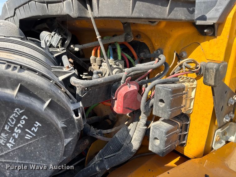 image for item DO2311 2009 International 7500 dump truck