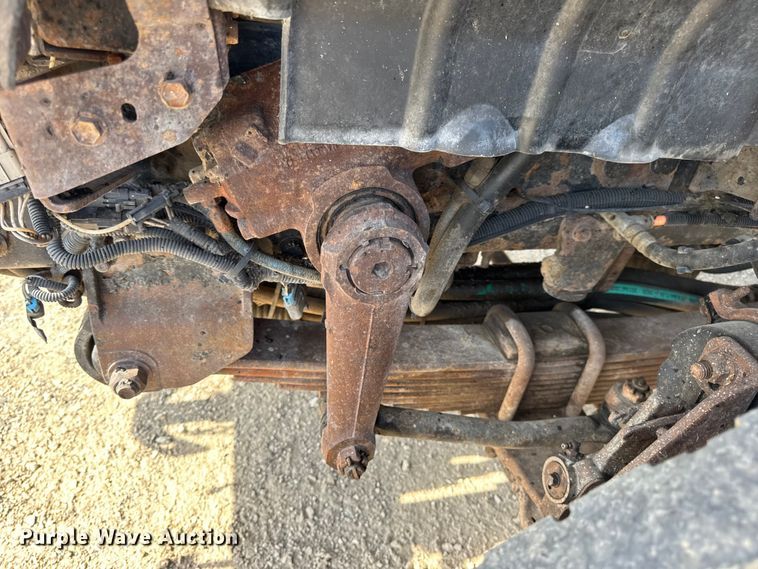 image for item DO2311 2009 International 7500 dump truck