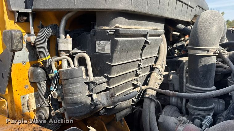 image for item DO2311 2009 International 7500 dump truck