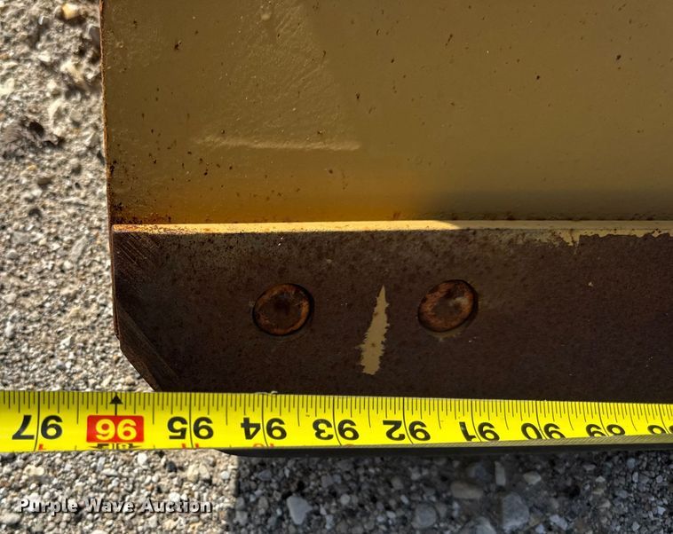 image for item DO2311 2009 International 7500 dump truck