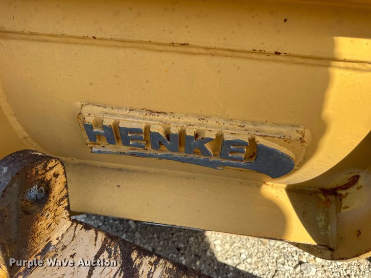 image for item DO2311 2009 International 7500 dump truck