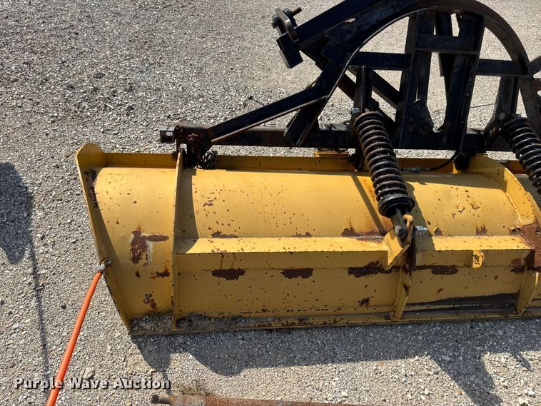 image for item DO2311 2009 International 7500 dump truck