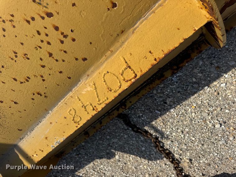 image for item DO2311 2009 International 7500 dump truck