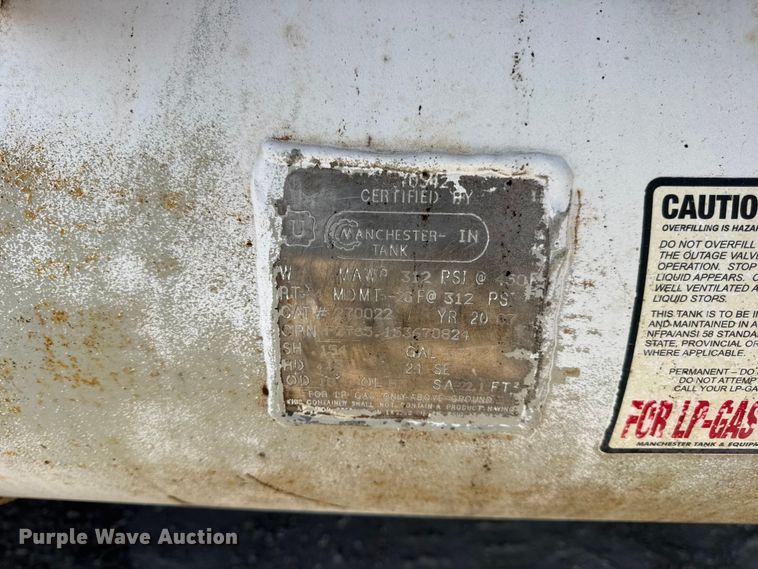 image for item DO2312 2008 International 7400 oil distributor truck