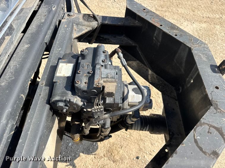 image for item DO2312 2008 International 7400 oil distributor truck