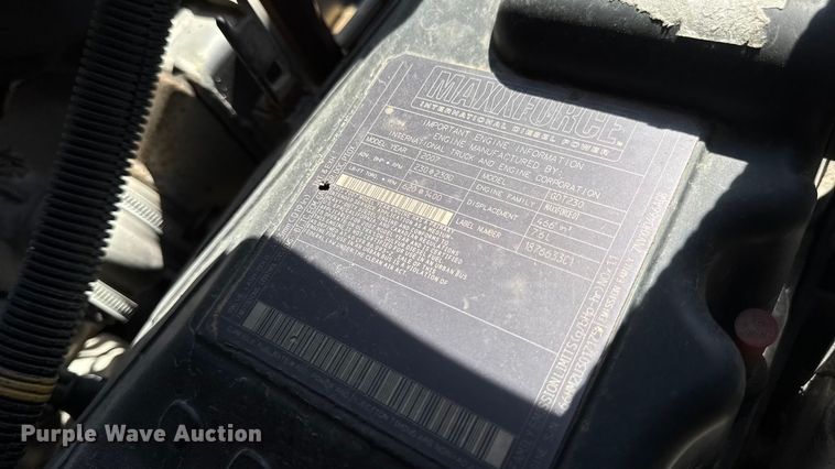 image for item DO2312 2008 International 7400 oil distributor truck