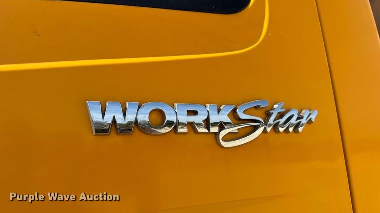 image for item DO2312 2008 International 7400 oil distributor truck