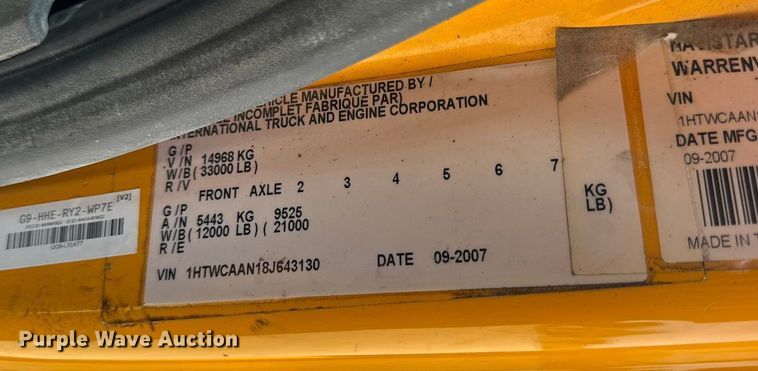 image for item DO2312 2008 International 7400 oil distributor truck