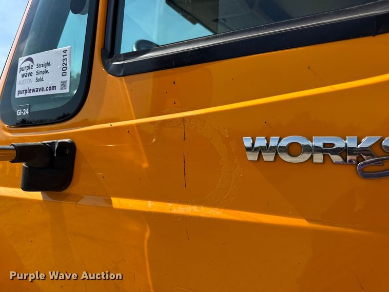 image for item DO2314 2011 International 7500 dump truck