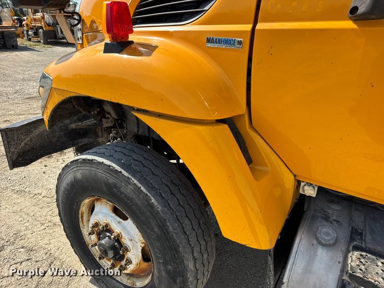 image for item DO2314 2011 International 7500 dump truck