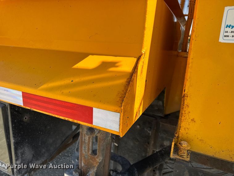 image for item DO2314 2011 International 7500 dump truck