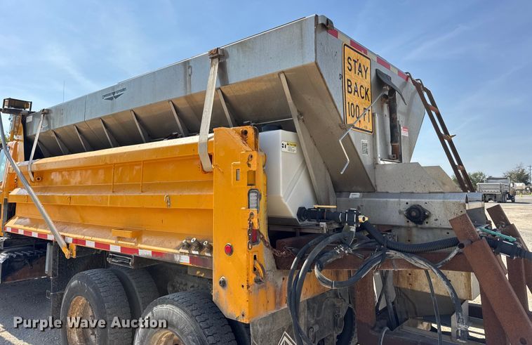 image for item DO2314 2011 International 7500 dump truck