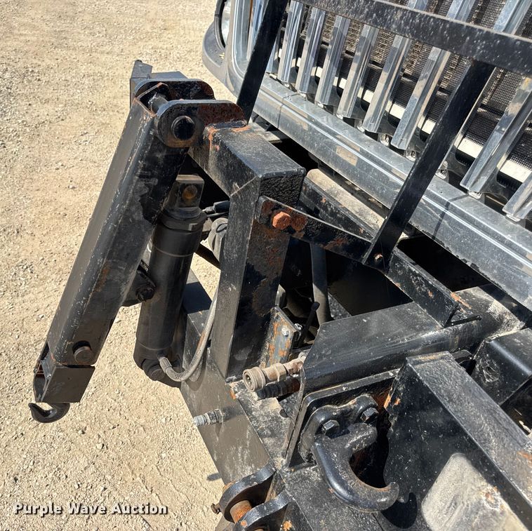 image for item DO2314 2011 International 7500 dump truck