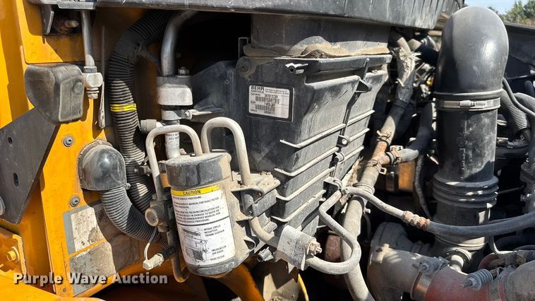 image for item DO2314 2011 International 7500 dump truck