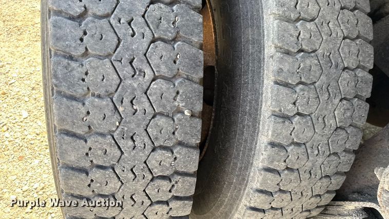 image for item DO2314 2011 International 7500 dump truck